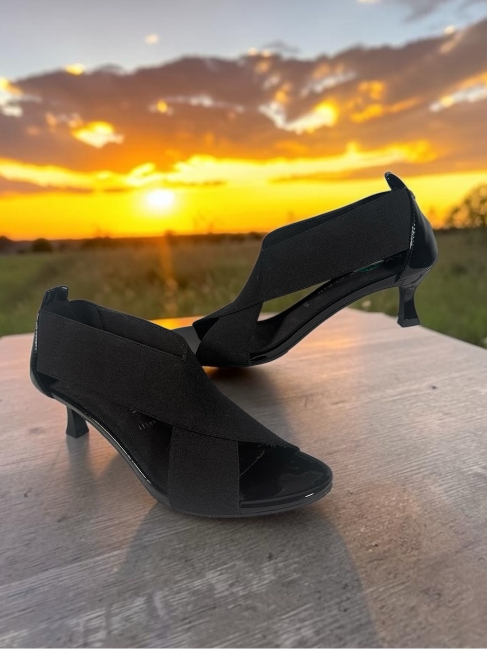 Anne Klein Black Crisscross Kitten Heel Pumps